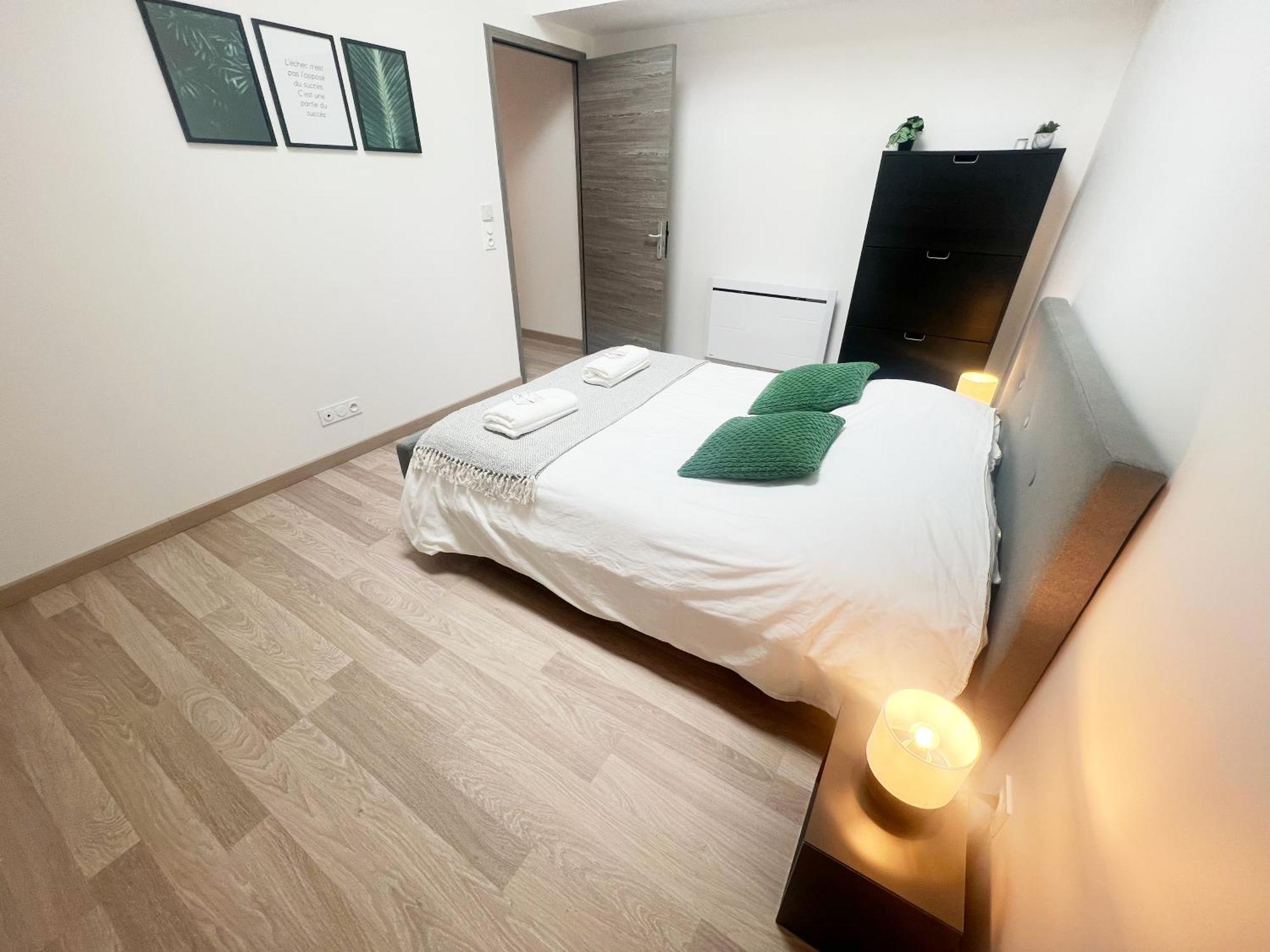 Coeur Des Moissons, Centre Ville Avec Parking Prive แร็งส์ ภายนอก รูปภาพ